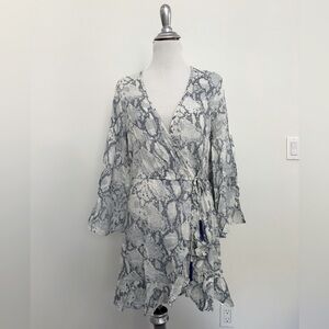 NEW w/Tags Blue Island Snakeskin Print Wrap Coverup Size L